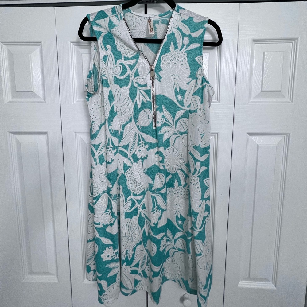 Woman’s Spring/Summer Dress